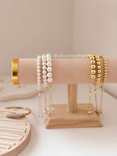 Cargar imagen en el visor de la galería, Gold Beads Bracelet
