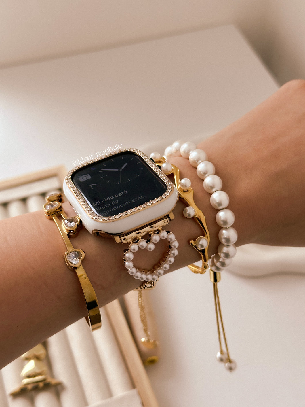 Heart Pearly Apple Watch Band
